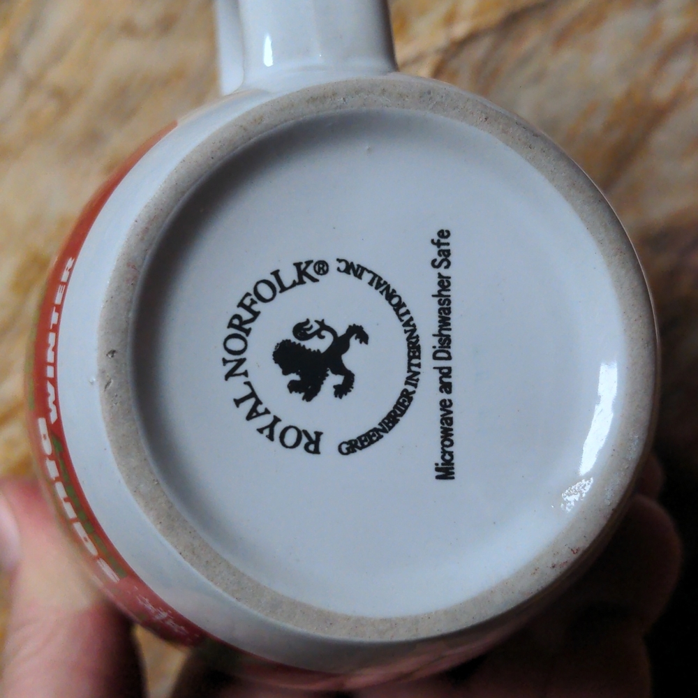 ROYAL NORFOLK Xmas Coffee Mug - Picture 4 of 4